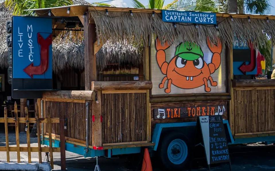Captain Curt’s Crab & Oyster Bar