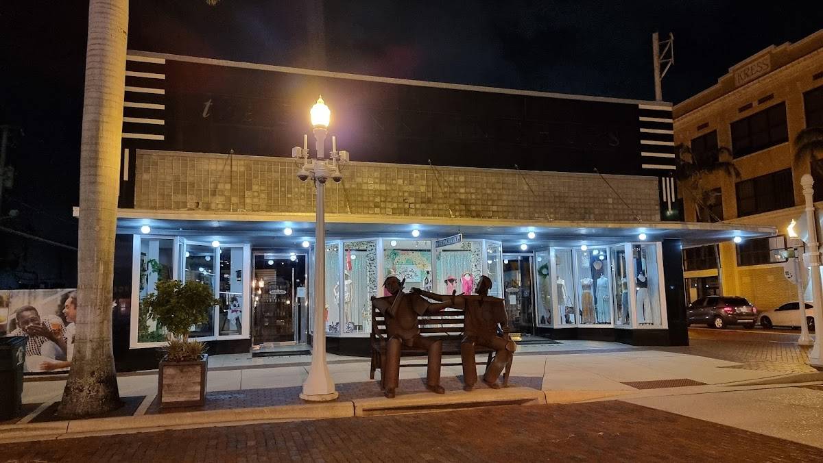Hideaway Sports Bar
