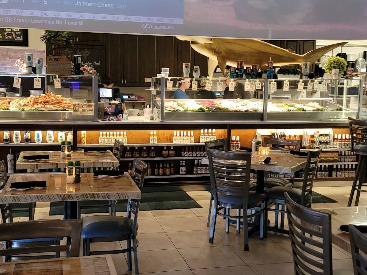 Lobster Lady Seafood Market & Bistro