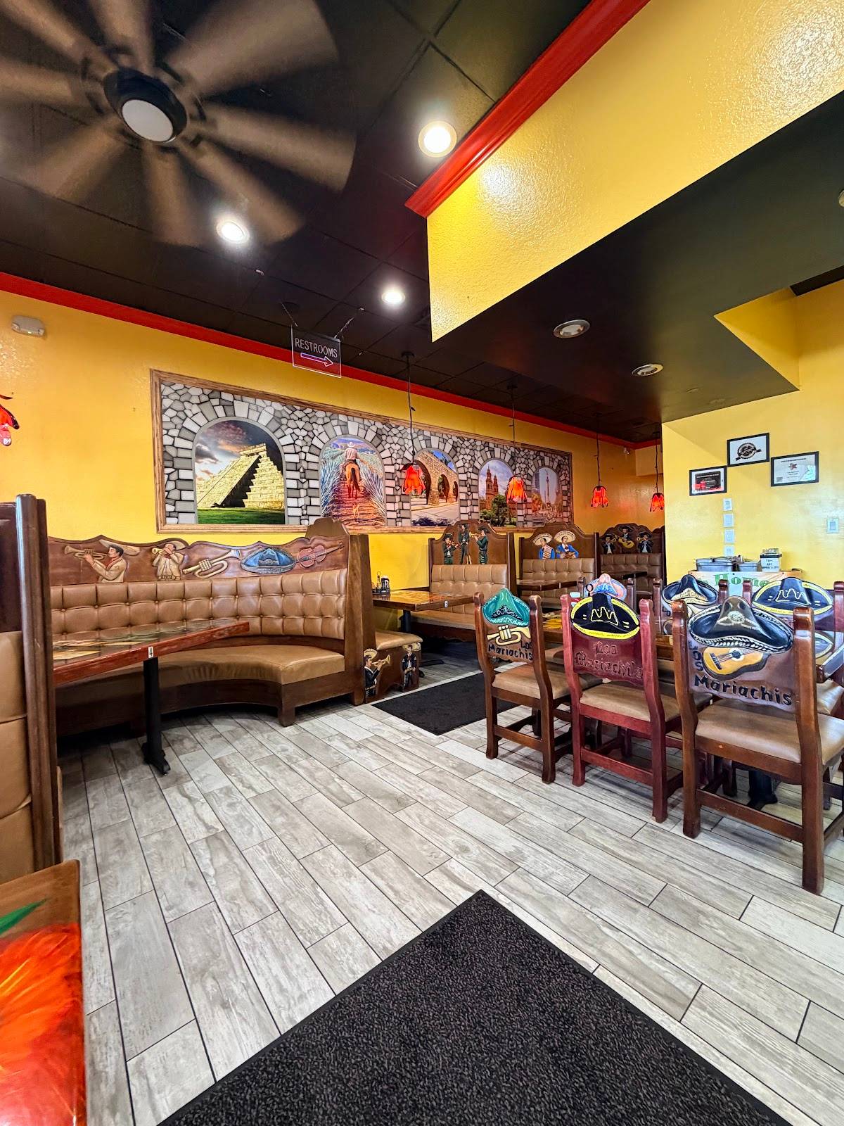 Los Mariachis Bar & Grill - Punta Gorda