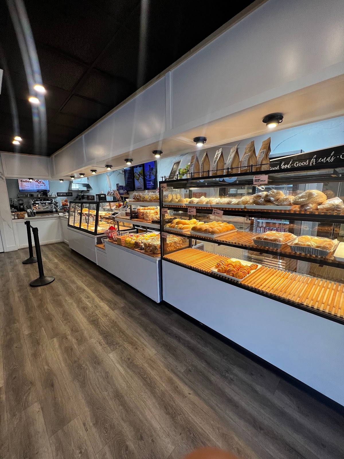 Silva's Bakery Naples