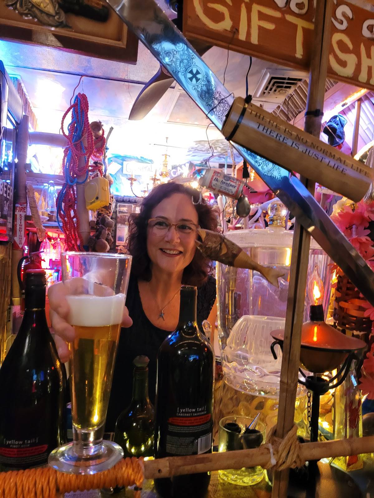 Teddy's After Dark Wine Bar