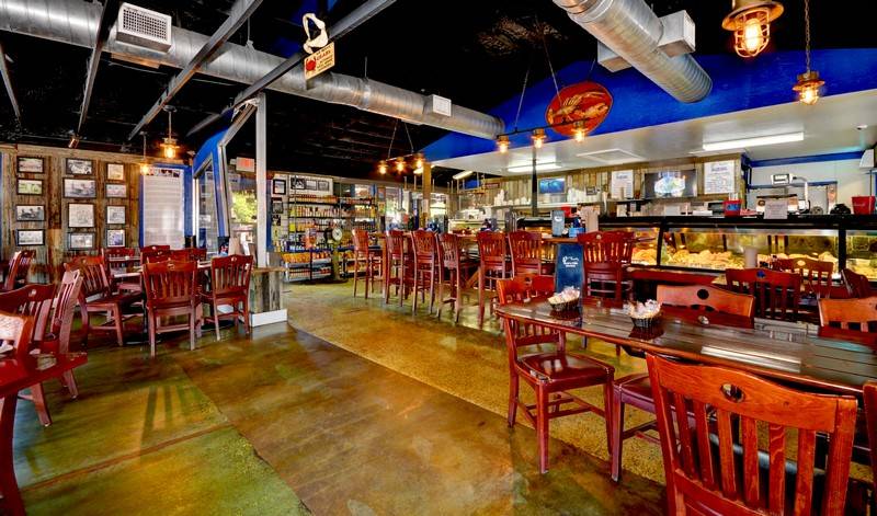 Walt's Fish Market & Restaurant South