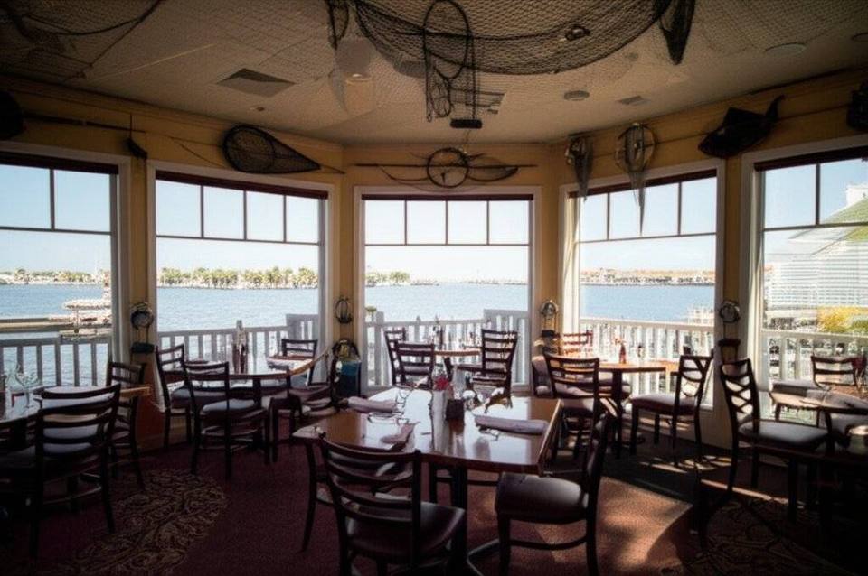 Little Bar Restaurant (Goodland) restaurant marco island Florida