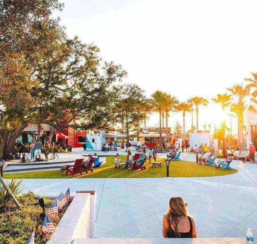 Wellen Park dining
