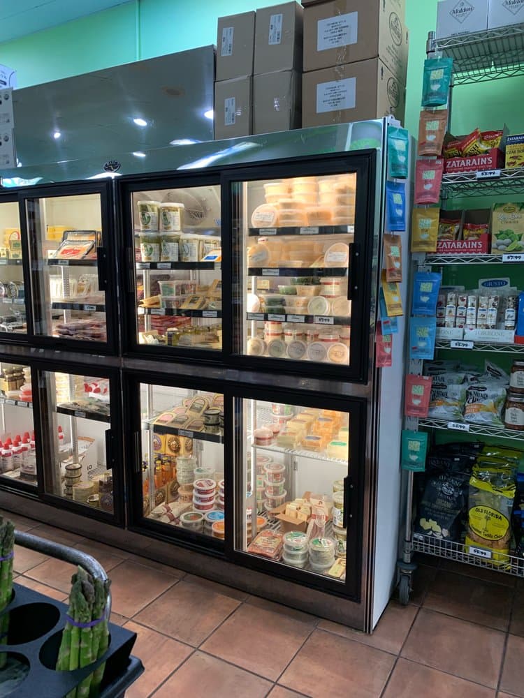 Paradise Seafood Market