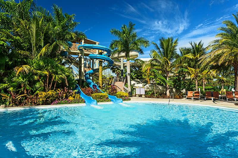 Neighborhood and lifestyle scene in Estero Florida