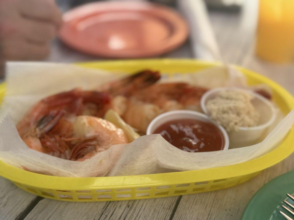 Island Gypsy Cafe & Marina Bar