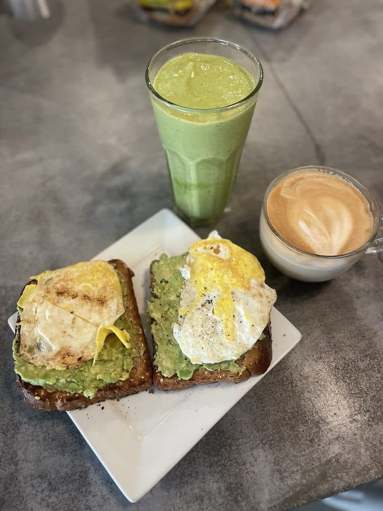 Chocolattés Coffee & Roasting